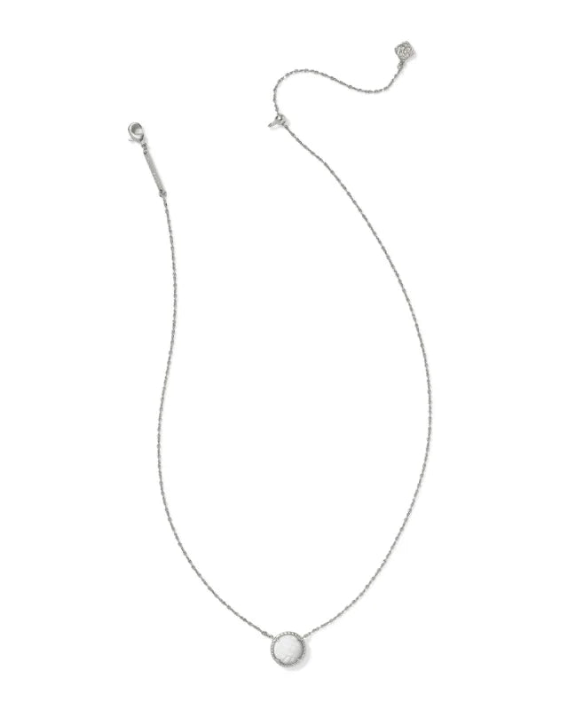 VOLLEYBALL SHORT PENDANT NECKLACE