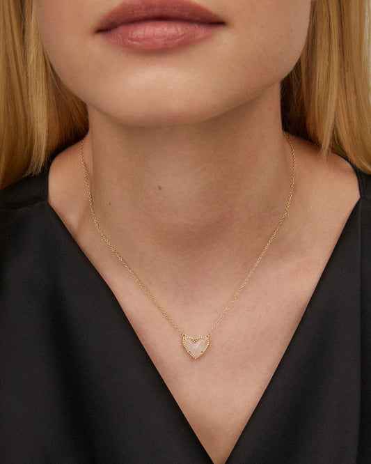 ARI HEART SHORT PENDANT NECKLACE in GOLD ROSE QUARTZ