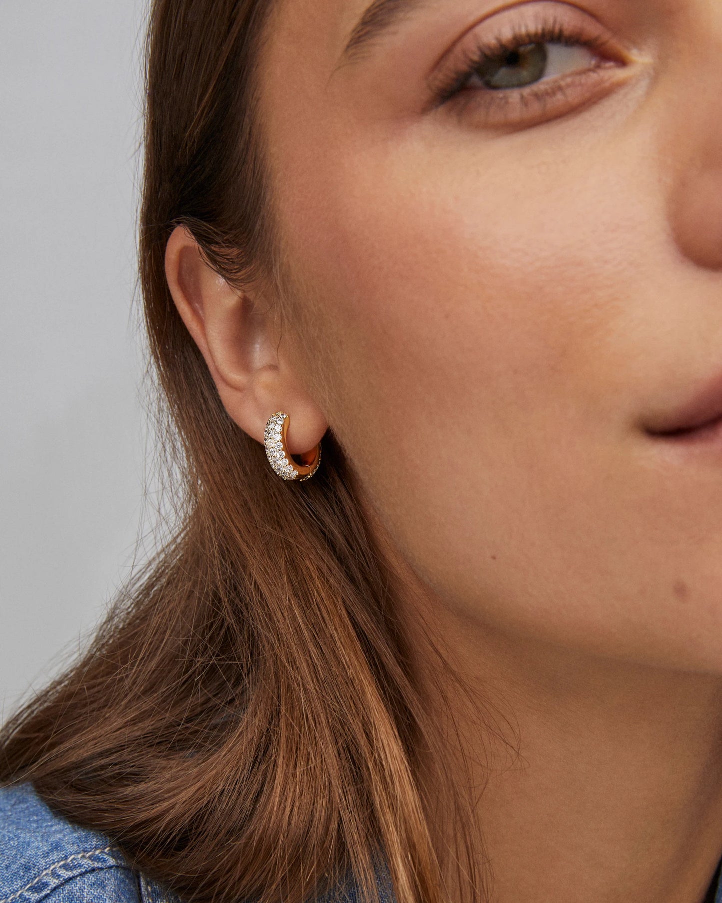 MIKKI PAVE HUGGIE EARRINGS in GOLD